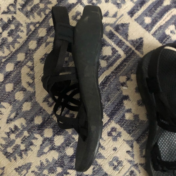 strappy Chaco sandal - Picture 4 of 8